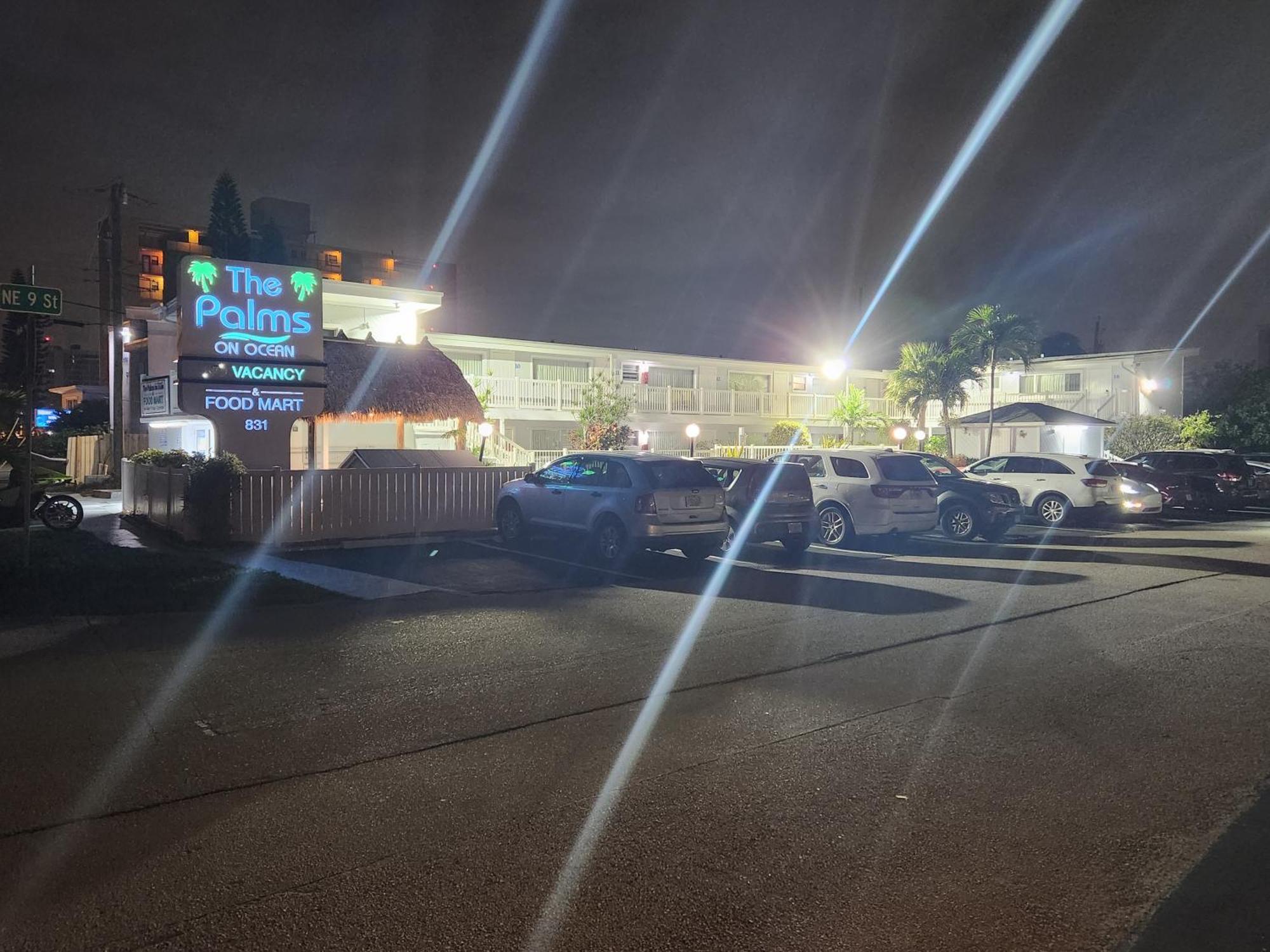 The Palms On Ocean Motel Pompano Beach Ngoại thất bức ảnh
